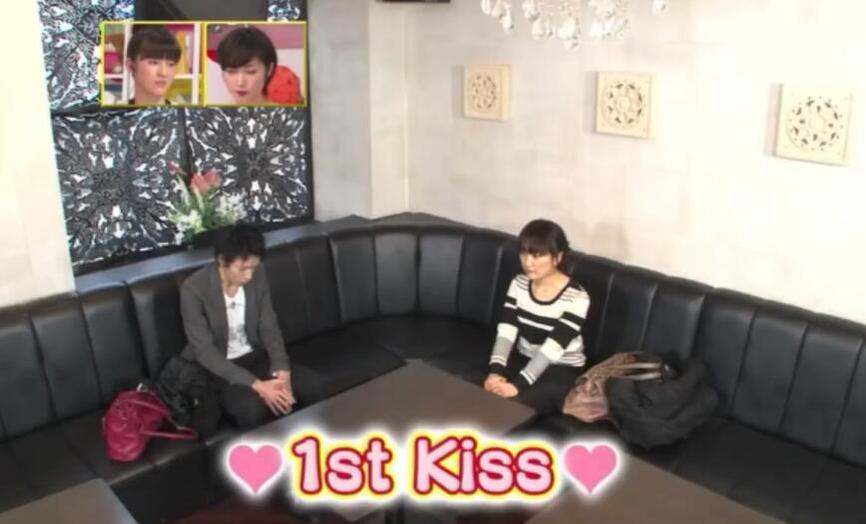 相亲综艺《Kiss5次》：游泳池55接吻大战，真·裸恋来袭